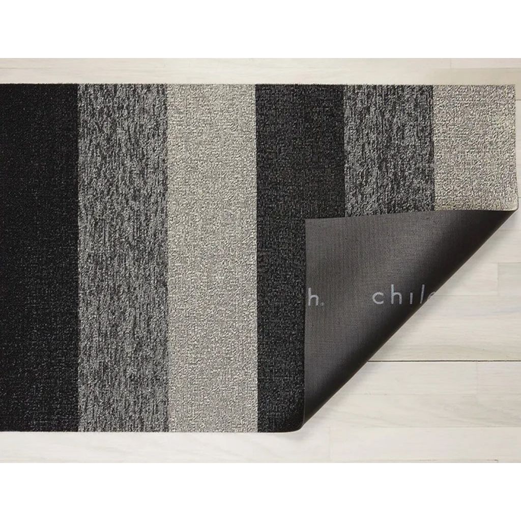 Chilewich Indoor Outdoor Shag Mat - Marbled Stripe / Rectangle / Salt & Pepper / 24x36"