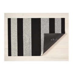 Chilewich Indoor Outdoor Shag Doormat - Bold Stripe /Rectangle / Black and White / 18x28"